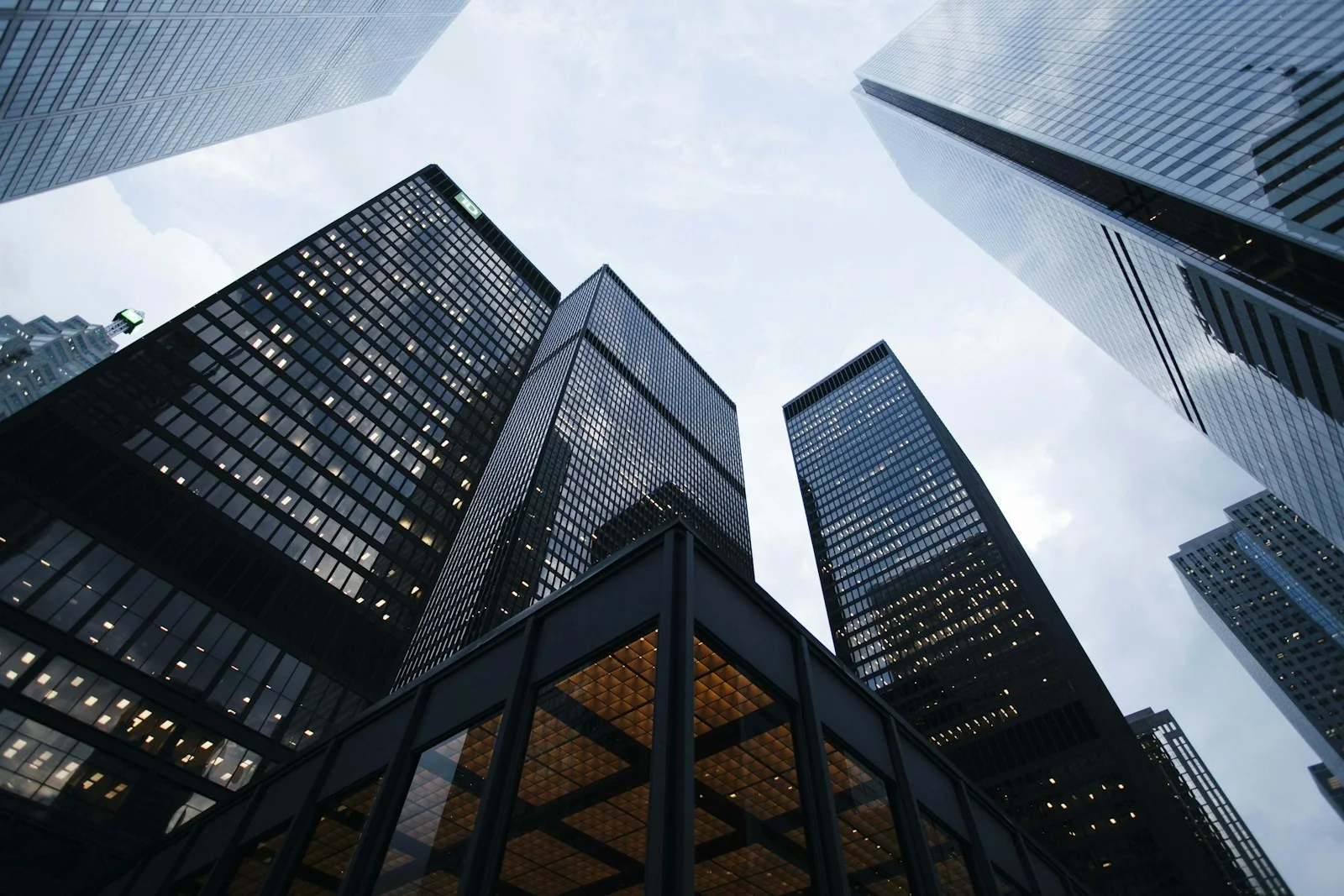 Arquitectura de un edificio de oficinas