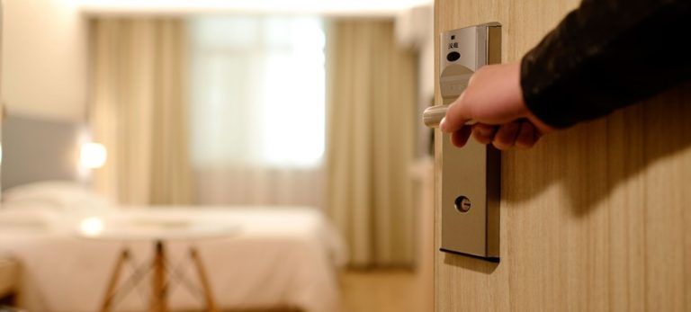 Limpieza de la habitación de un hotel: paso a paso